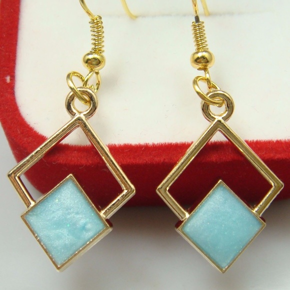 ➰Handmade Dangling Earrings - Picture 2 of 2